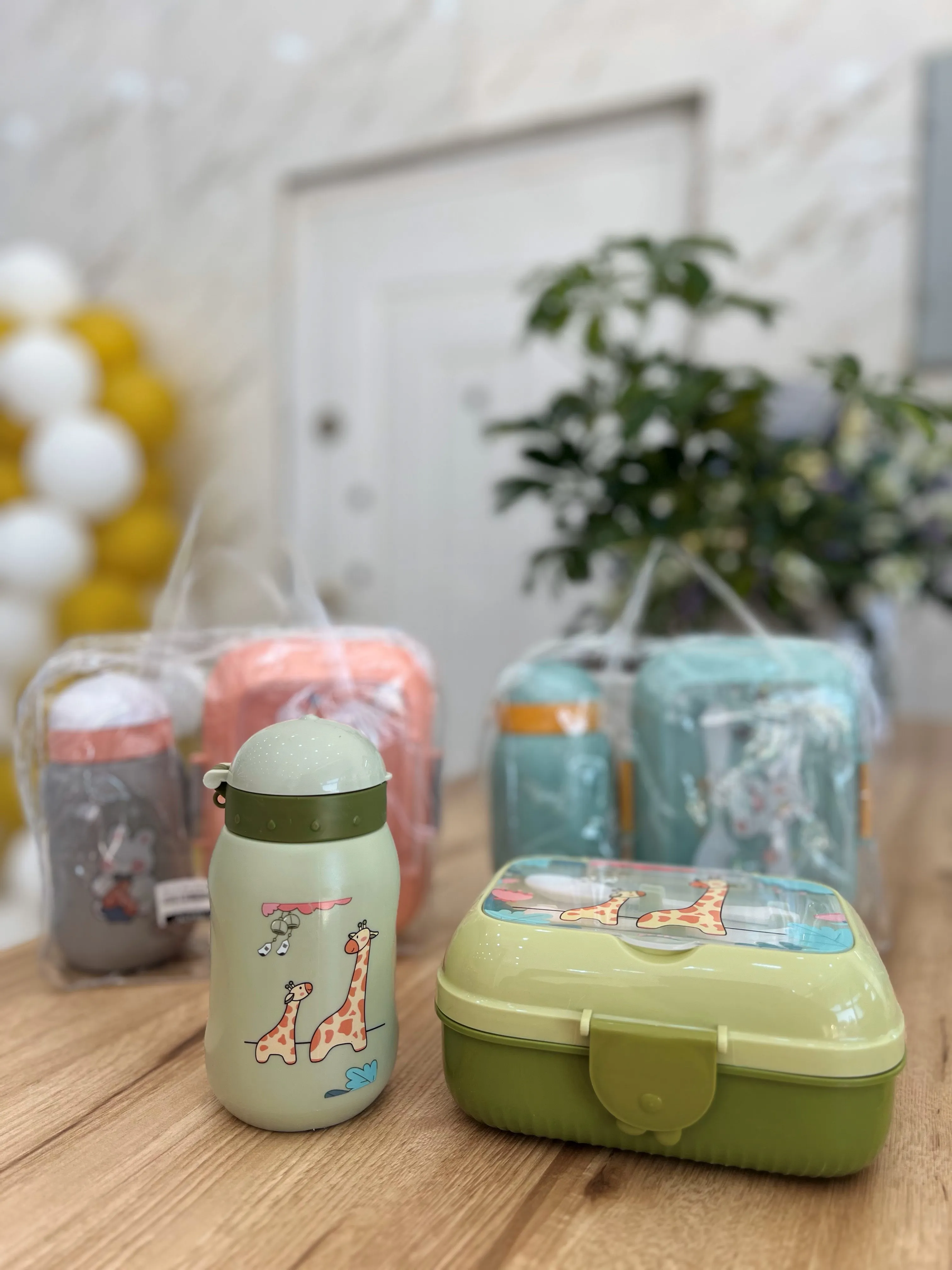 ست لانچ باکس و قمقمه خرگوش